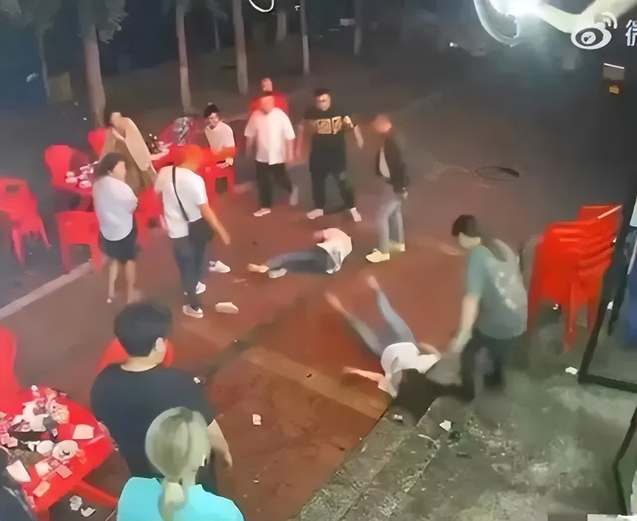 唐山事件大反转：陈继志50万请律师被拒，被害方首次透露重要信息