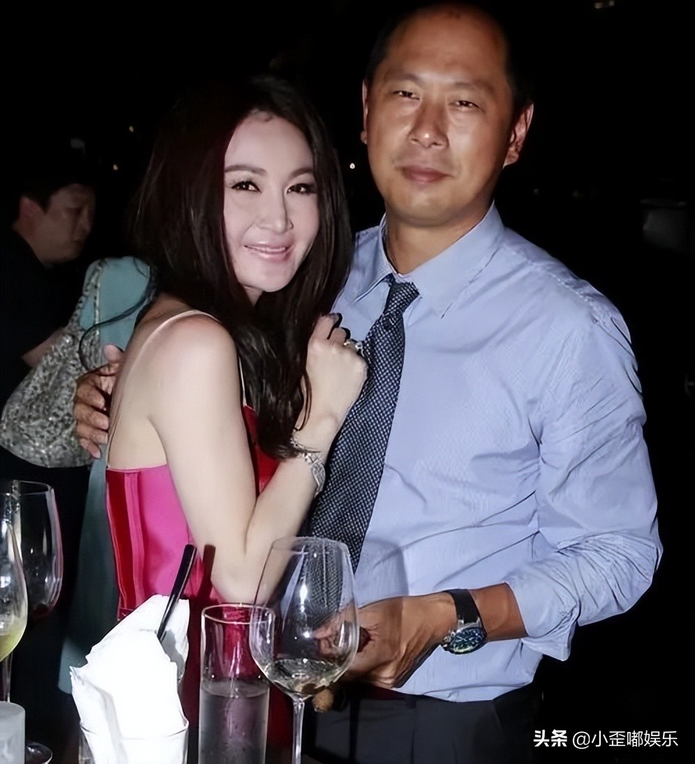 长着一张“风情万种”的脸，情史却简单干净的女明星，人不可貌相