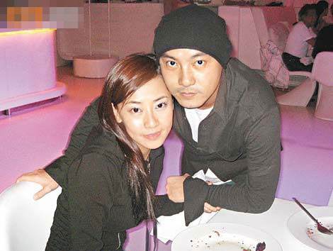 真没想到，这10对明星夫妇是丁克，有人养猫，有人把狗当亲人