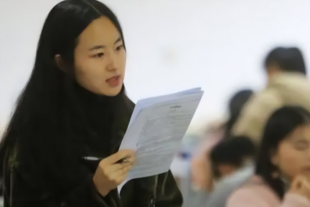 超半数受访大学生表示，毕业后将会考研，明年报考人数或超520万