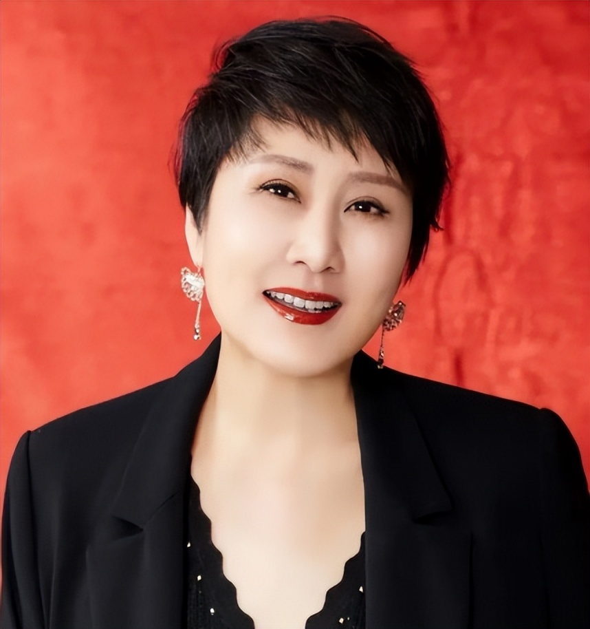 这10位母亲专业户，烟火气又不失魅力，都是中国人心中母亲的模样