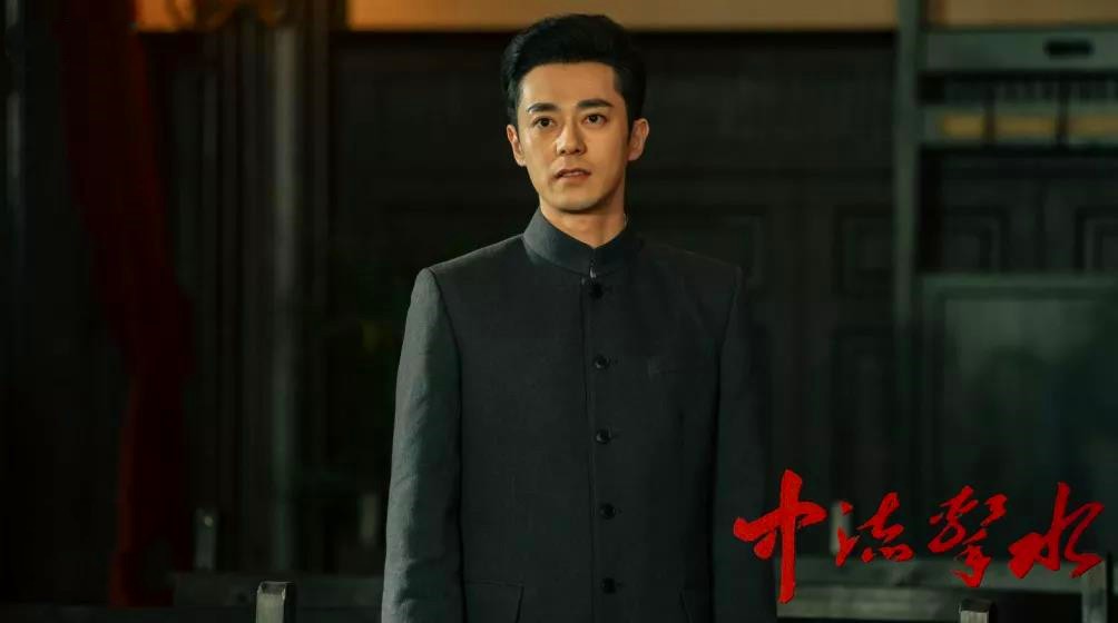 青年周恩来别硬演，朱亚文印象深，陈坤黄晓明不沾边，靳东也一般