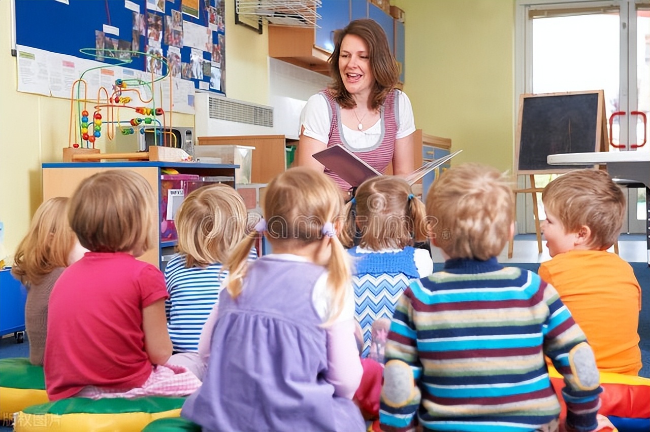 培训总结怎么写模板（教师期末工作总结教学科研）