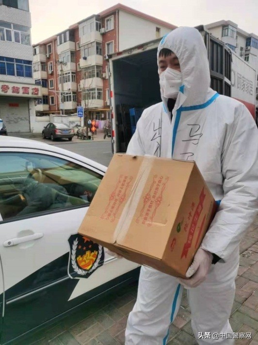 【抗疫一线】逆风迎战 聚力前行——天津公安出入境民警奋战抗疫一线