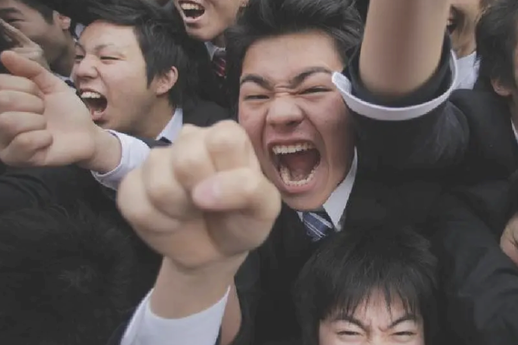 国家对这三个行业“动刀”，“下岗潮”或将来临，你有没有中枪？