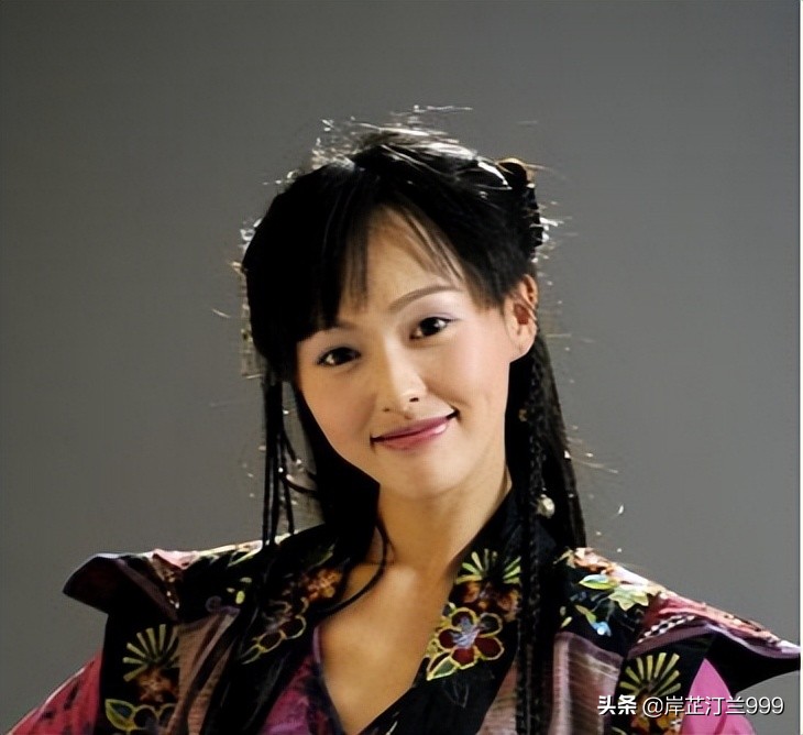 仙剑三里，她的扮相美若天仙，三生三世情动天