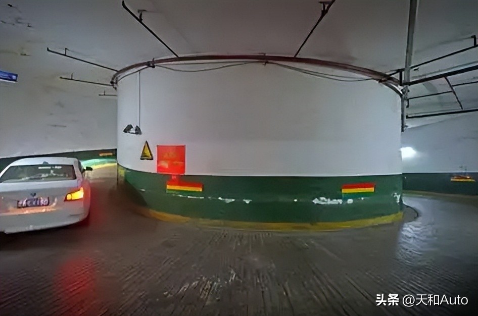 冷启动之后低速转弯：车轮为何会发出“噔噔噔噔”的异响