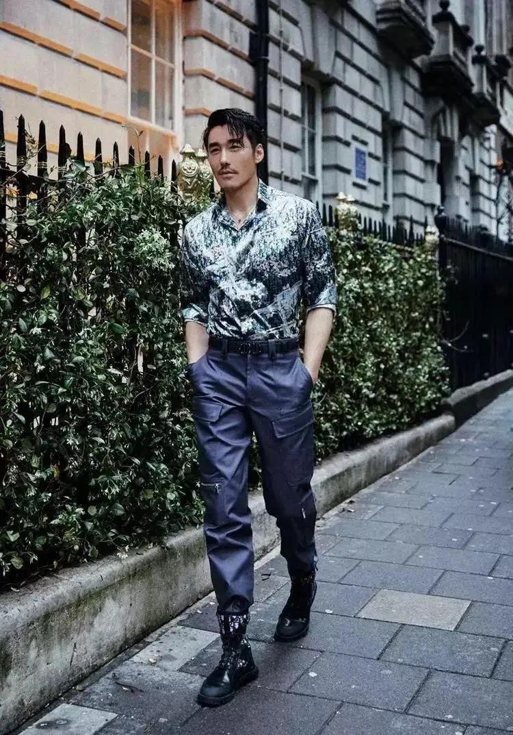 身高超过185的12位男星，个个“鹤立鸡群”，不用偷偷塞内增高