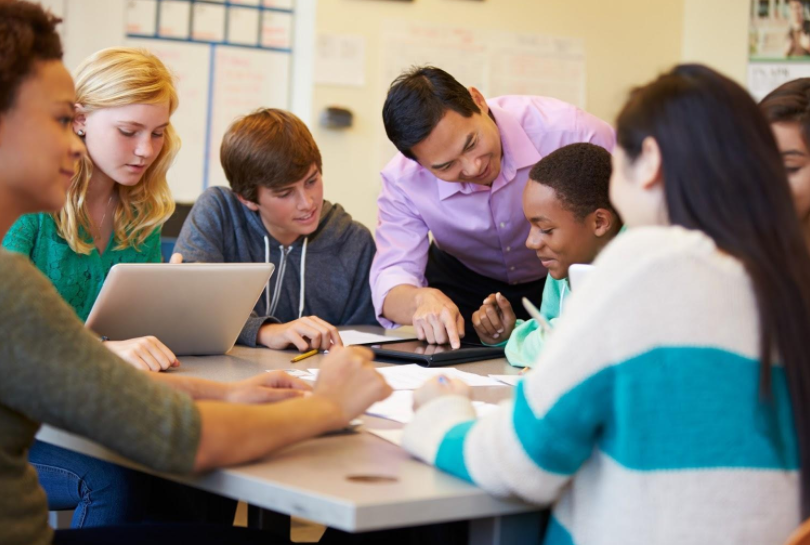 北京高校中文听力，听得留学生一头雾水，中国学生：我也没听懂