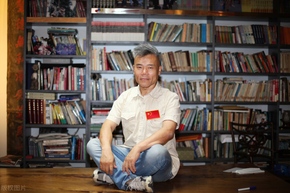 司马南是怎么样的一个人，他的后台有多厉害