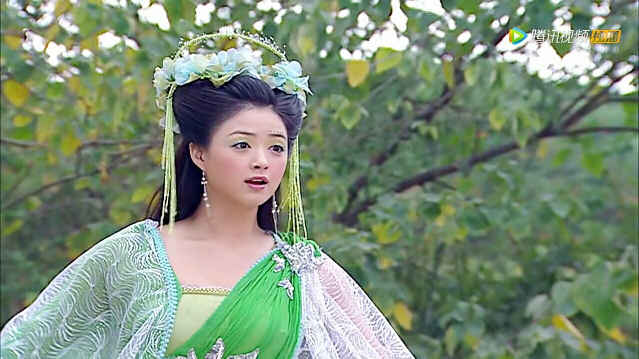 从《欢天喜地七仙女》中调皮可爱的四公主绿儿,到《欢乐颂》里善良但