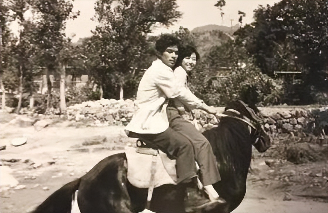 朱时茂：与妻子结婚42年零绯闻，为何年过半百绯闻却不断？