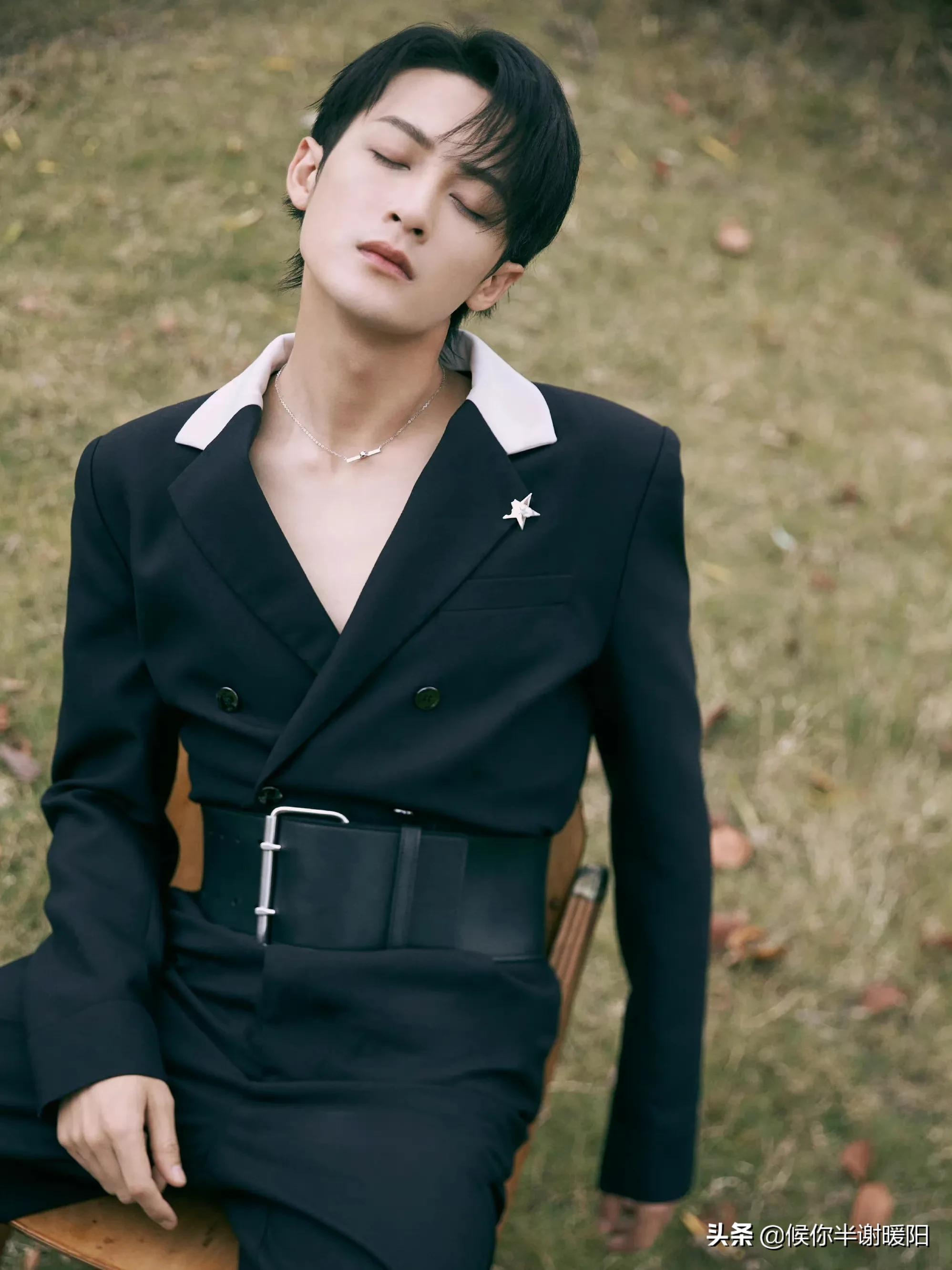 男明星最爱“束腰西装”：任嘉伦两次都出圈，许凯檀健次让人惊艳