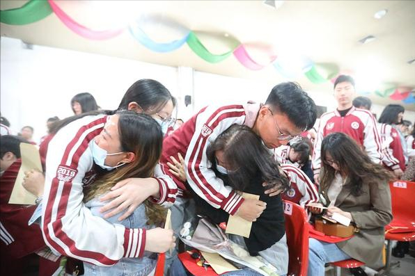 福建最新紧急通知，大学、中学和小学寒假重新部署，但有个坏消息