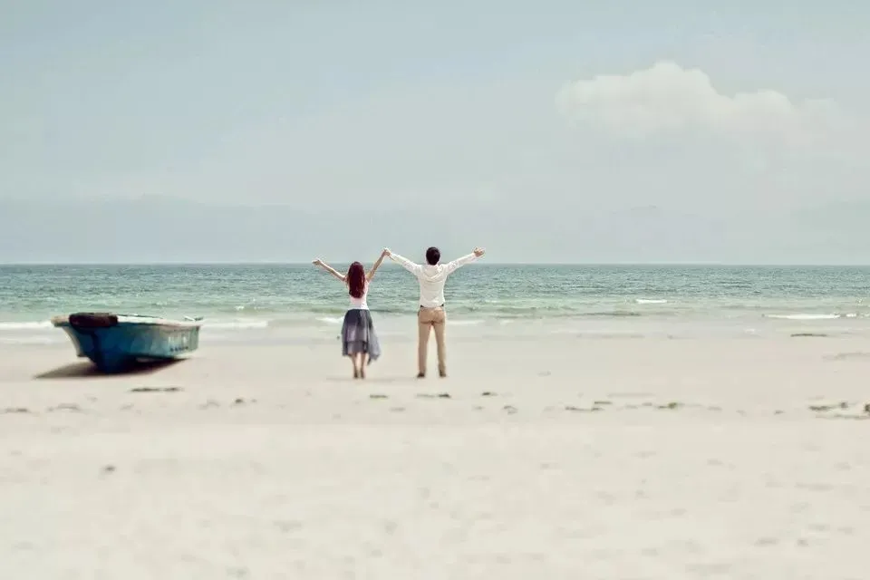 大学生的性生活（被包养女大学生的真实性生活）