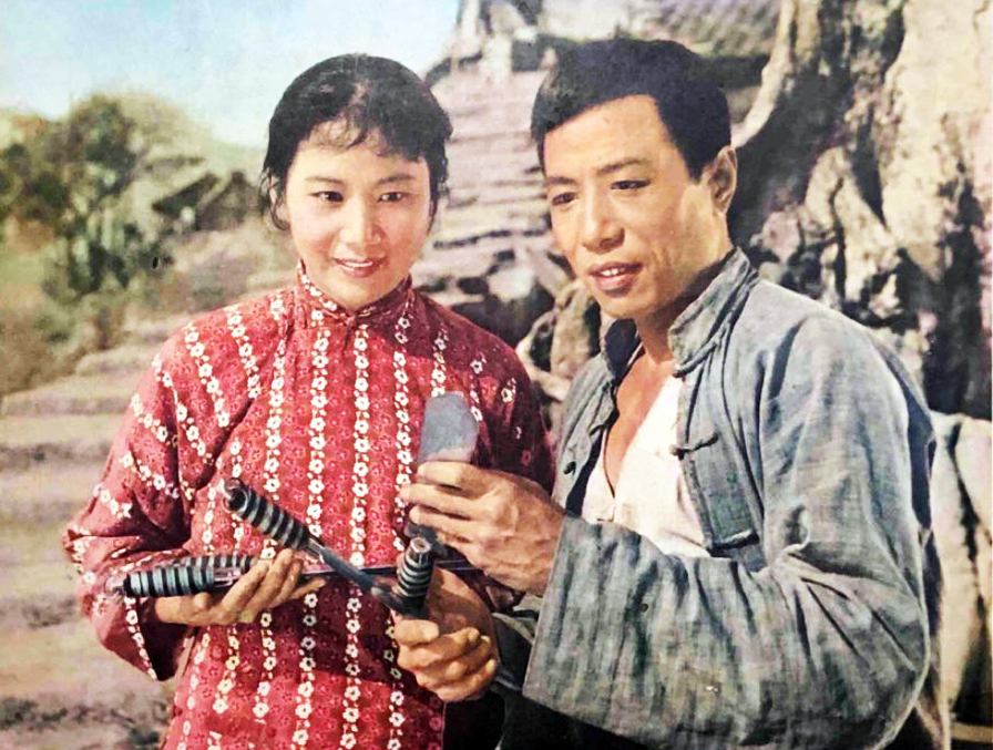 又一位著名女星离世 29张珍贵老照片 见证老艺术家王蓓的美丽与爱情