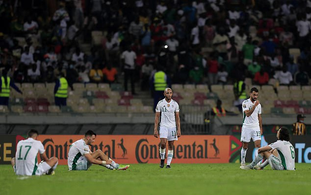 1-3！非洲杯大冷门：卫冕冠军垫底出局，创32年耻辱，球员痛哭