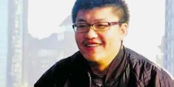 19年前高考试卷被盗，启用难度极大的备用卷，无数考生命运被改写