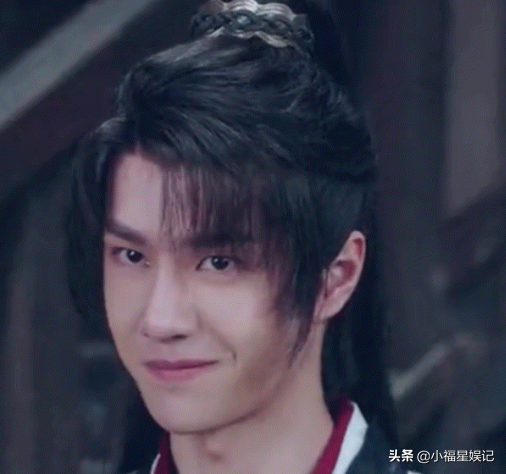 盘点“歪嘴杀”的13位明星，个个惊艳到糖分超标，帅到心坎里了