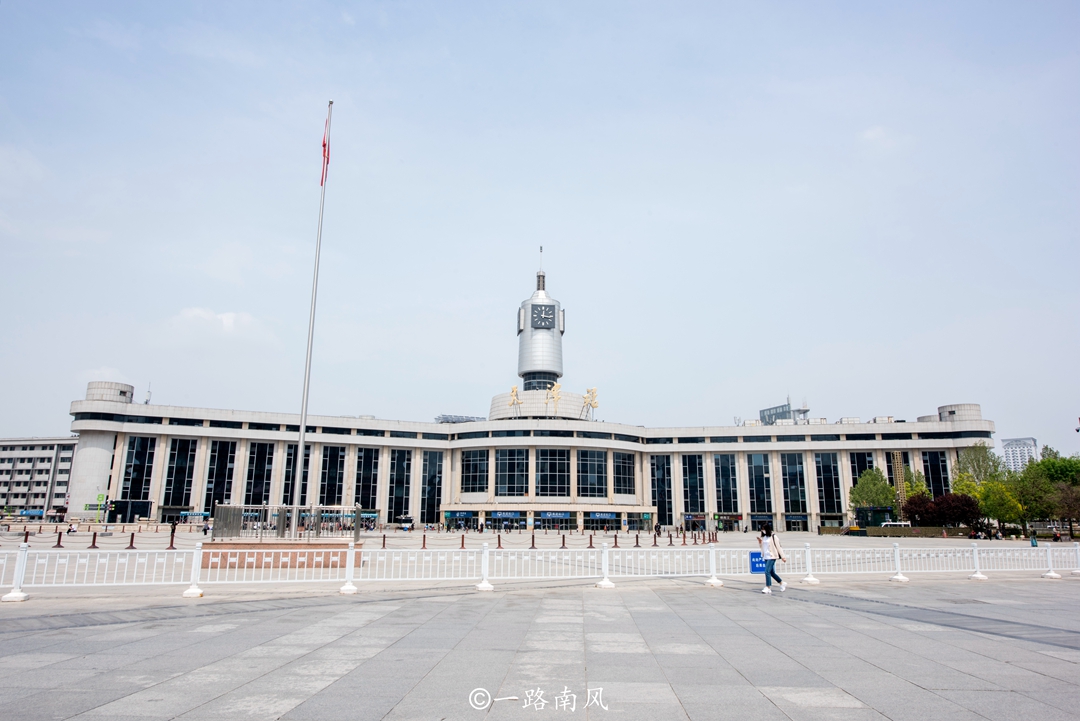 天津，华北唯一的新一线城市，实力曾经比肩上海，既摩登又洋气