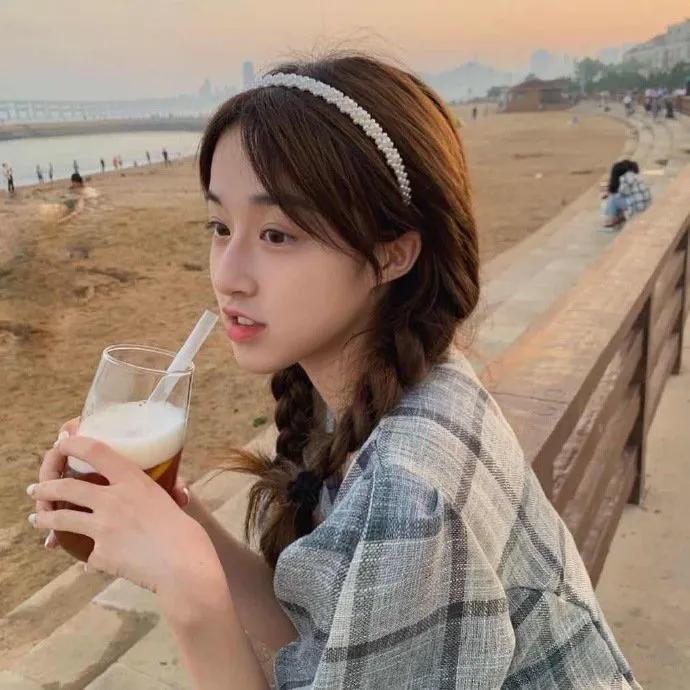 垃圾食品会让人快乐，但垃圾人不会