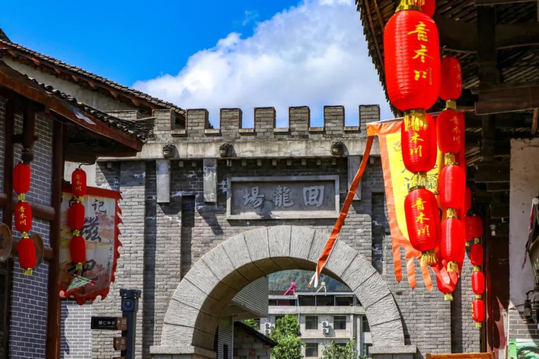 春日里的傳奇古鎮(zhèn)，藏著您心中的詩(shī)與遠(yuǎn)方~