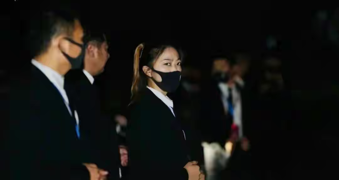 四川00后女生，大学毕业后当保镖，如今22岁年入百万，凭啥