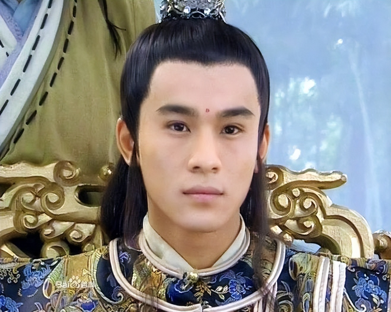 “病娇美男”别硬演，有人公子世无双，有人乡野村夫呆头鹅