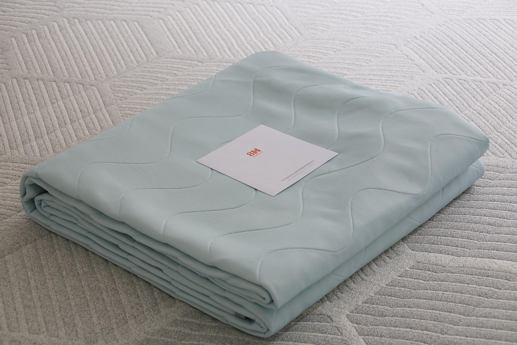 小米生态链企业8H推出夏日床上黑科技产品，两面属性对应不同需求