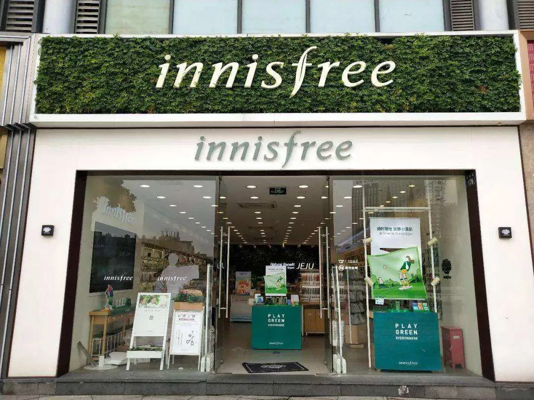 关店求生,卖停车场续命!曾干掉优衣库的韩装霸主,为何一夜失宠