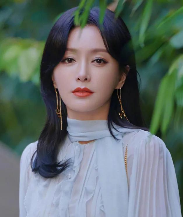 女神秦岚高清大图