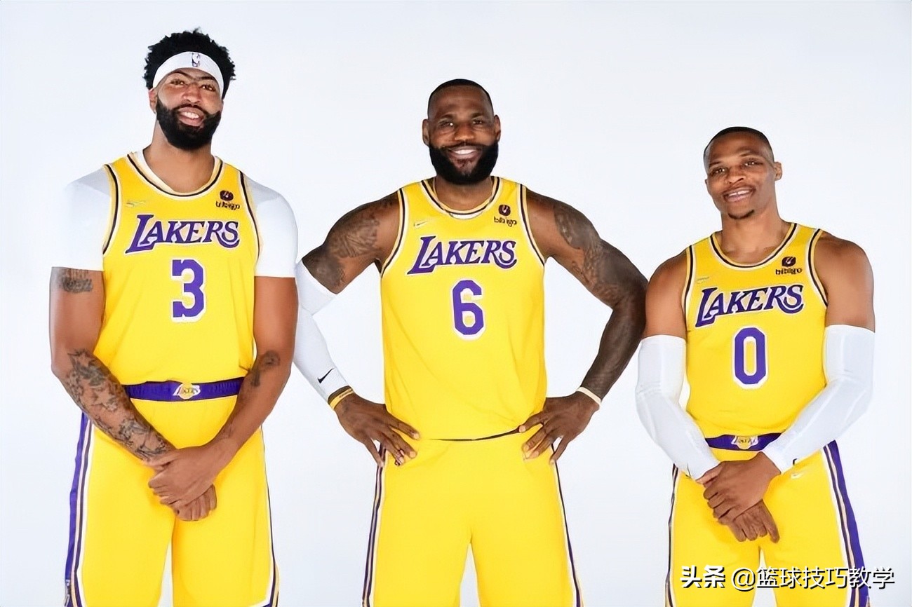 nba有哪些球员合同到期(冲击得分王！老詹会复出吗？湖人赛季后将有7人合同到期)