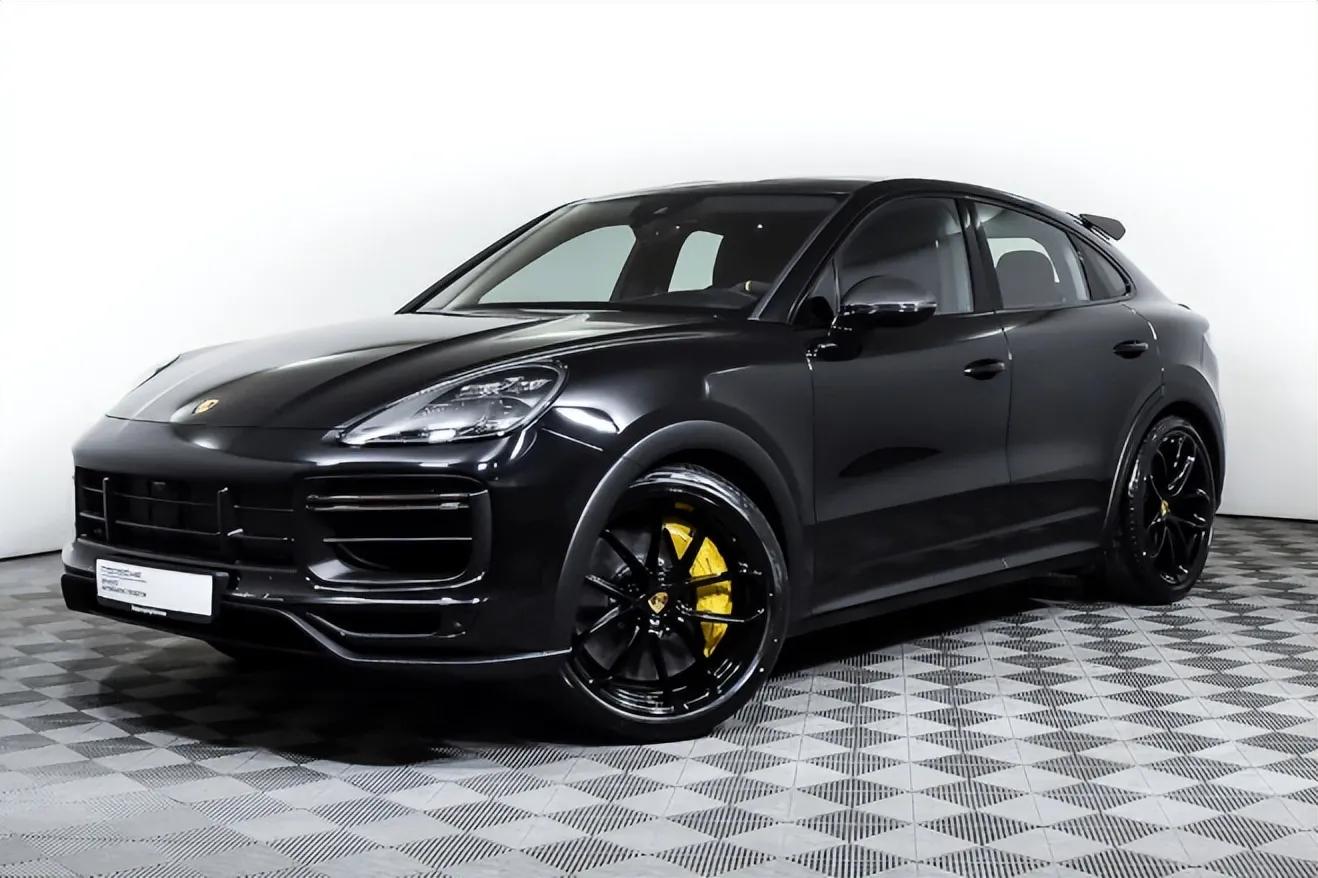 落地400万!保时捷卡宴gt曝光,4.0t爆发641匹马力,法拉利不香了