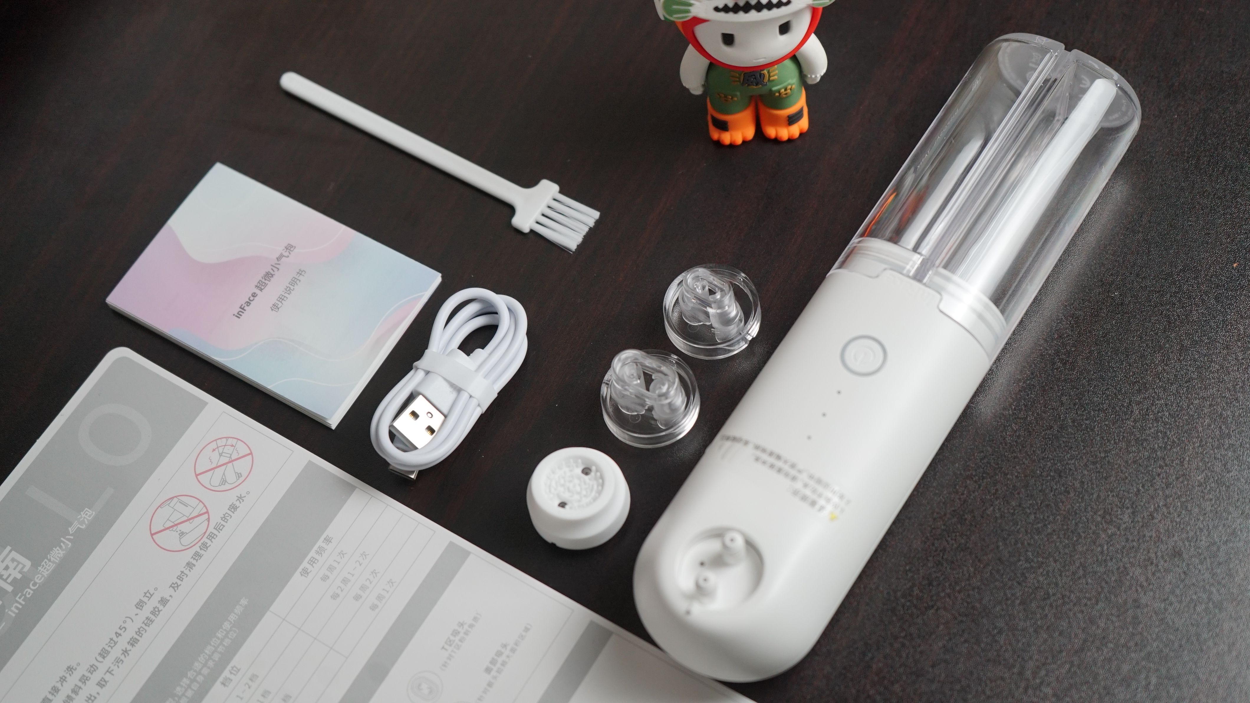 让婴儿般嫩滑肌肤重现的魔法，是inface超微小气泡