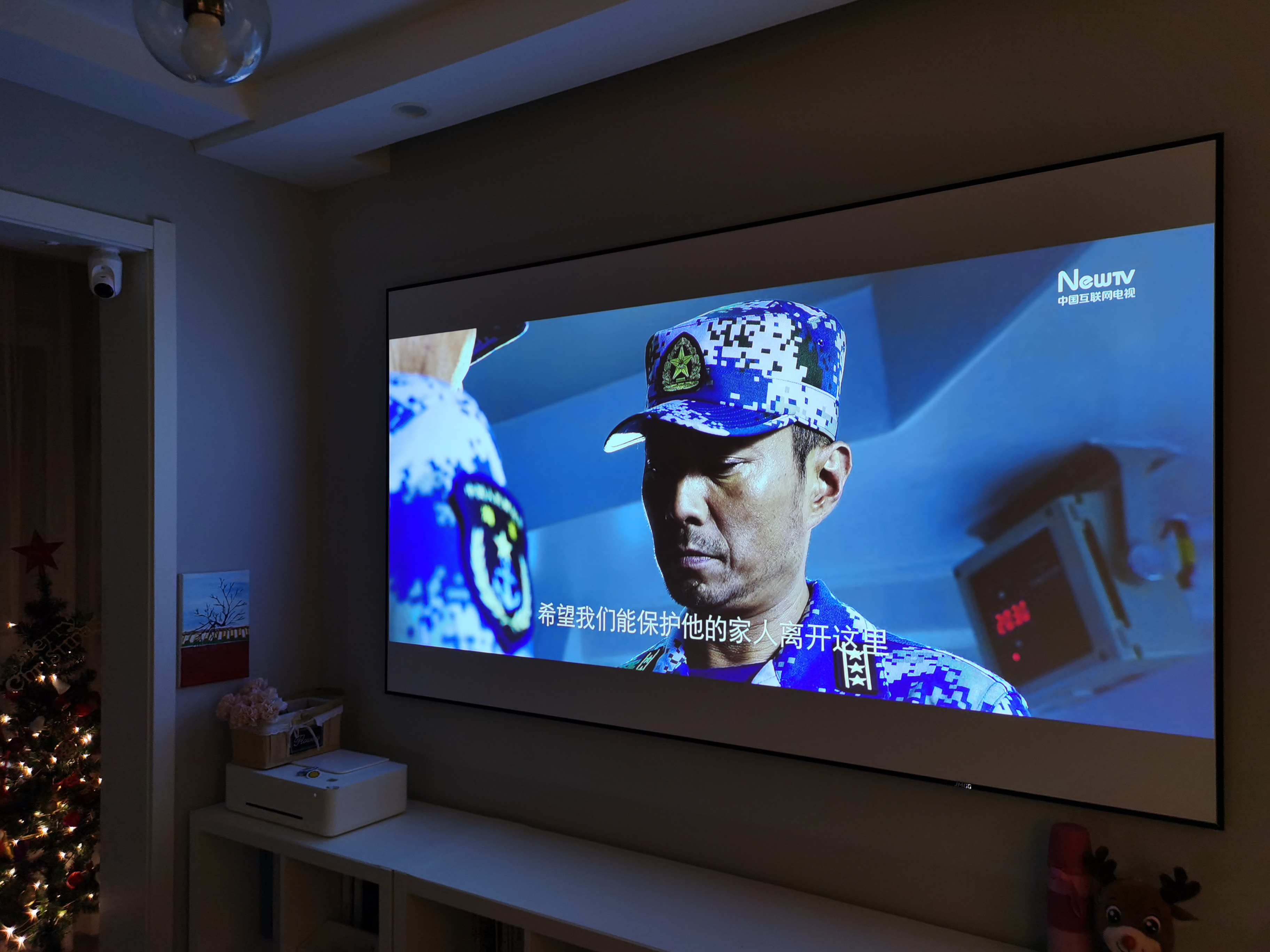 4k投影慧示j1 pro体验:3000ansi流明比激光电视亮,还能变大变小