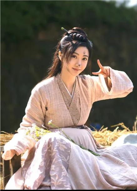 《乐游原》杀青，景甜一些日常美照，一起看看吧