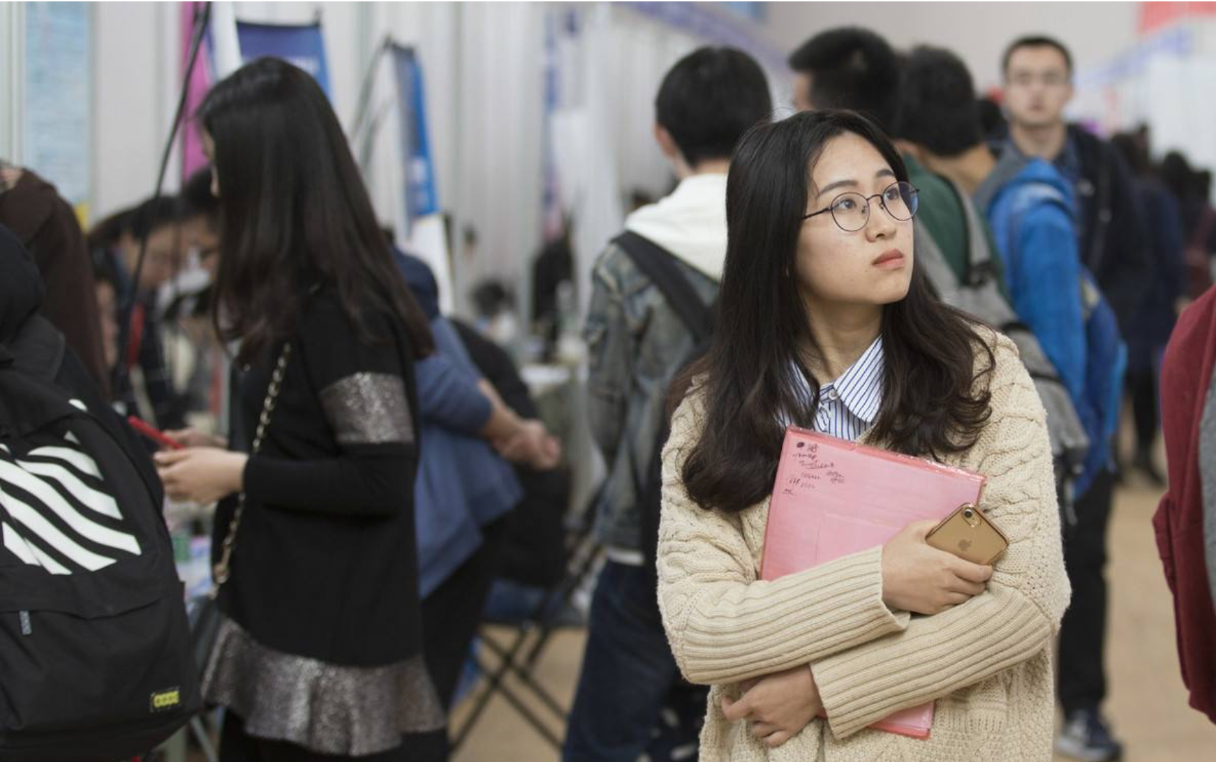 “非师范生不能当老师”的呼声很高，教育部回应了，师范生很高兴