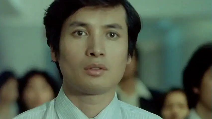 这部恐怖片很“邪性”，女主出殡当天陈百强去世，现在看都后怕