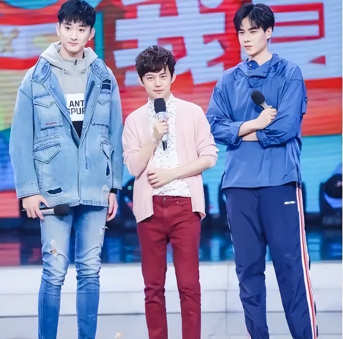 身高超过185的12位男星，个个“鹤立鸡群”，不用偷偷塞内增高