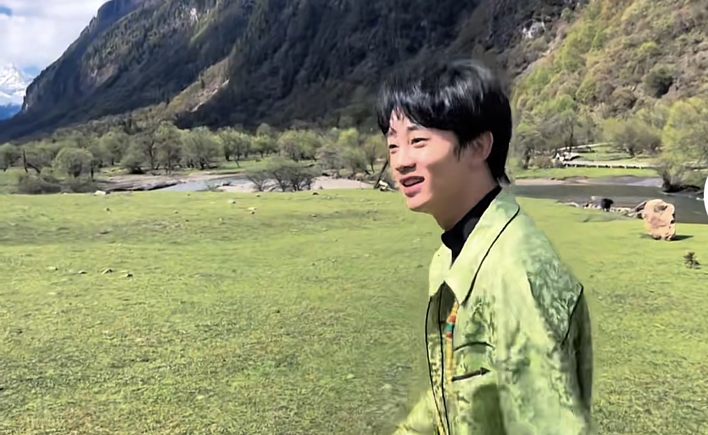 没谈过恋爱的我：罗郅阳久违上线，五官更加帅气，睿郅CP售后来啦