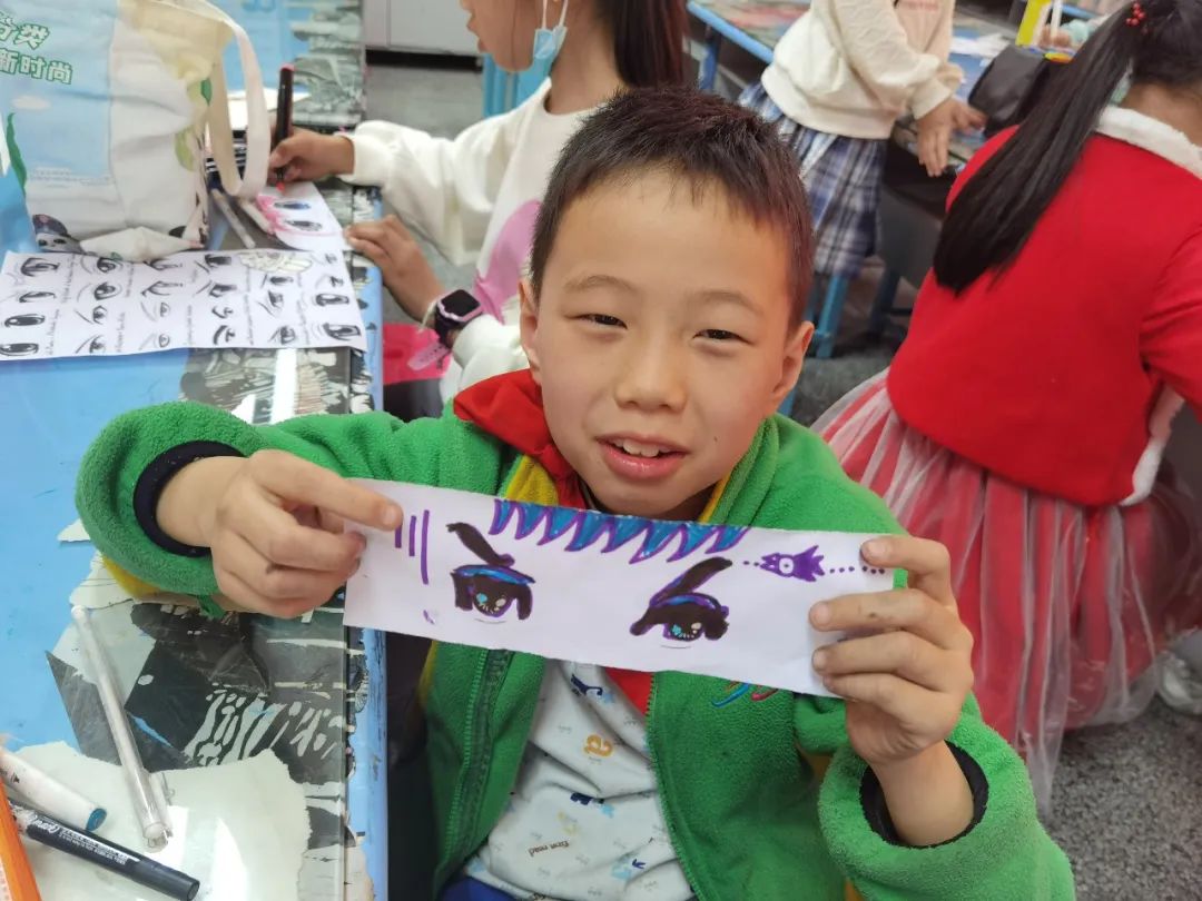 周末托管“漫”力无限｜感受成都市双流区九江小学漫画精品课程