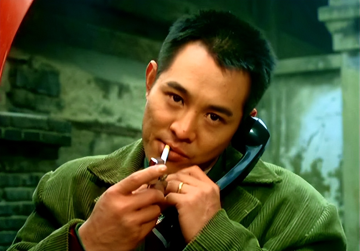 港片里“能够排进前五的黑老大”：周润发才第3，于荣光落选了