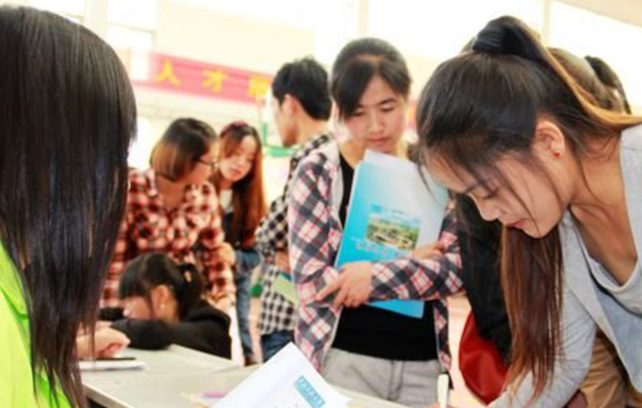 上海人才“储备招聘”出炉，海外水硕不被认可，东北985全军覆没