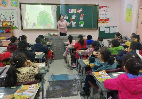 一中学招录教师，硕士研究生都不算什么，要求是硕士研究生以上