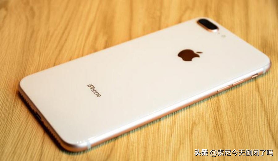 iPhone8P升级iOS15.6beta3，续航好，游戏不卡，目前最好的系统