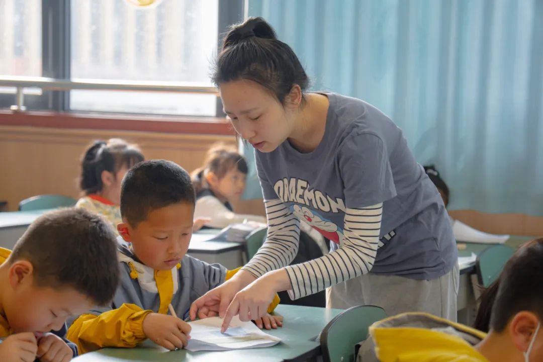 用心托管 安心托付丨双流实小外国语学校周末托管