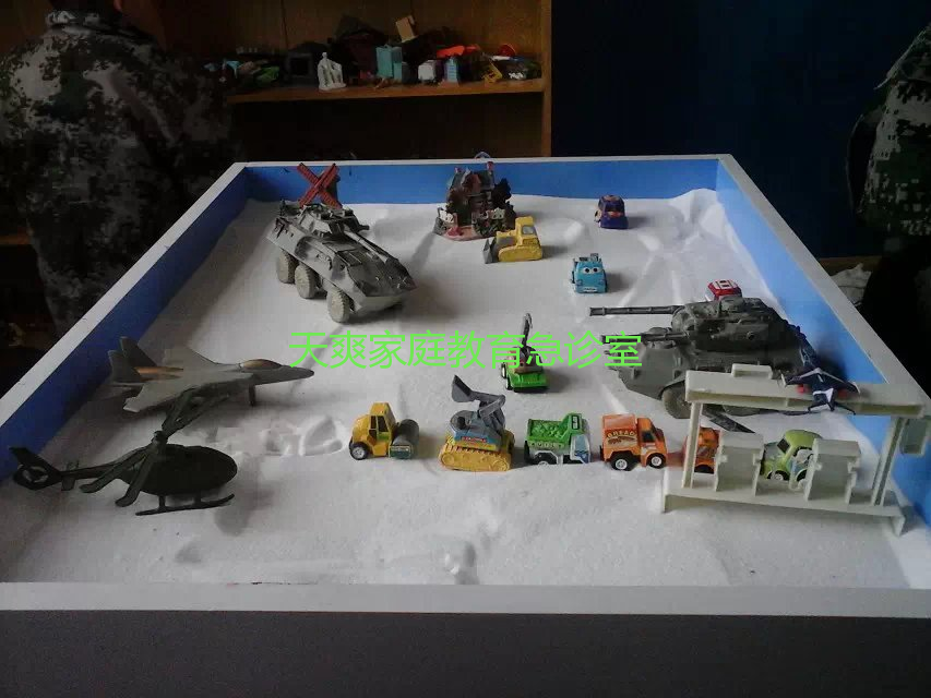 无言的倾诉 | 沙盘游戏助力少年心理成长