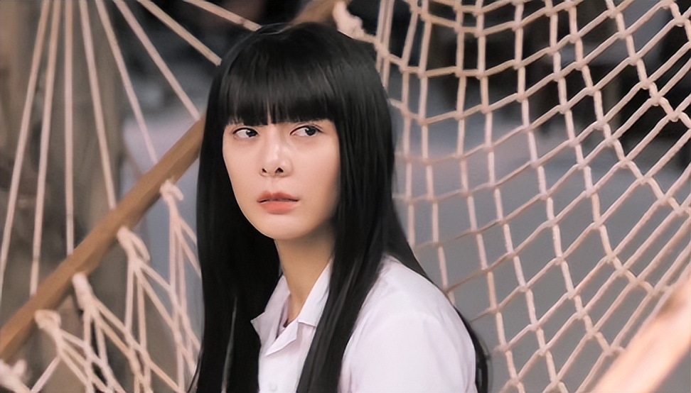 同样是“厚刘海”，把杨紫胡冰卿和杨幂放在一起，差别不止一点