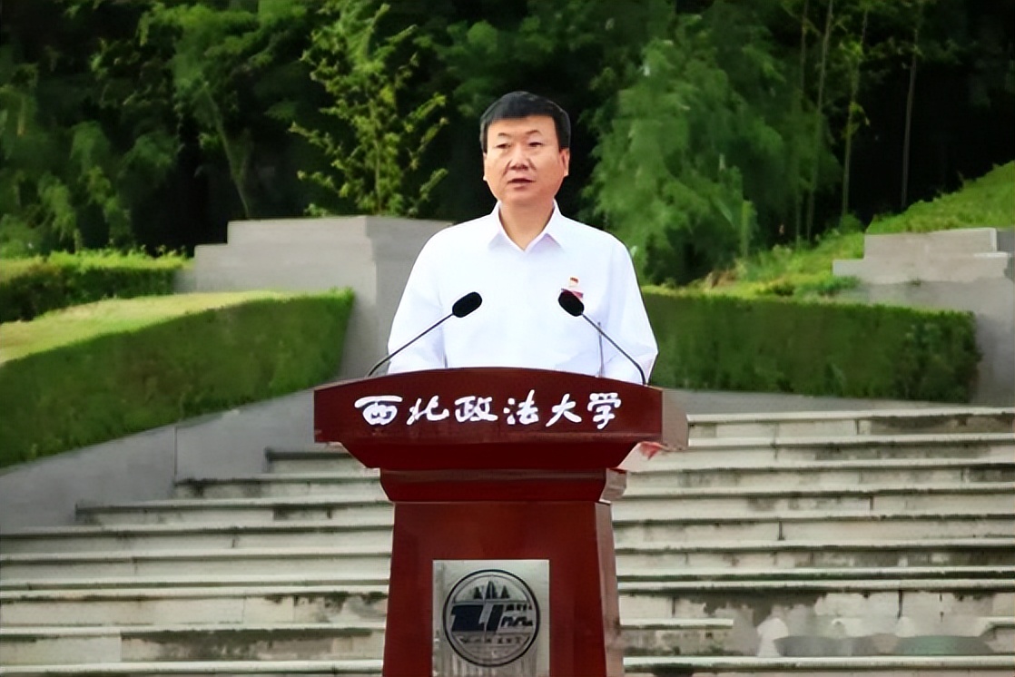 政法类大学排名更新，“法学五院”实力依旧，公安大学表现亮眼