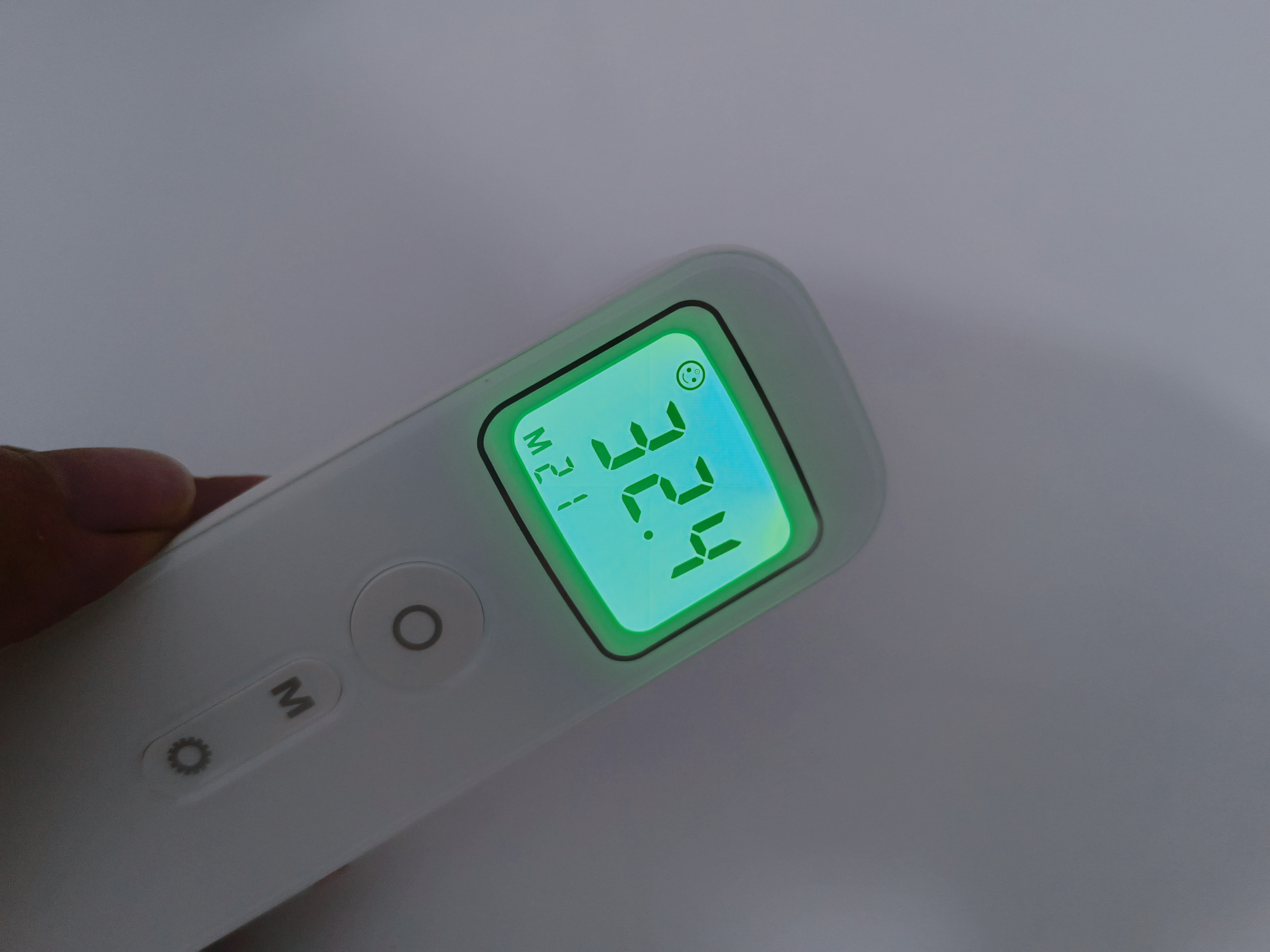 家中常备——爱奥乐红外线体温计